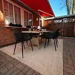 Gaestehaus - 2 Baeder, 7 Pers, Parkplatz, Garten, Terrasse Appartement *