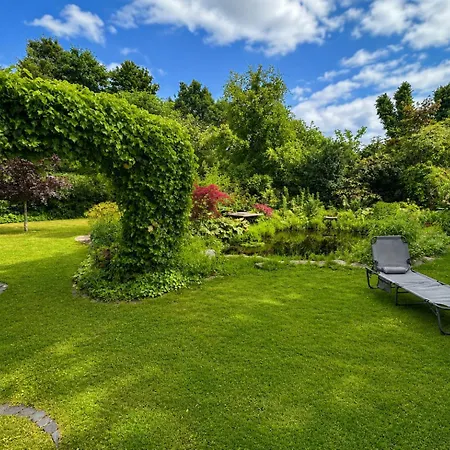Lägenhet Gaestehaus - 2 Baeder, 7 Pers, Parkplatz, Garten, Terrasse