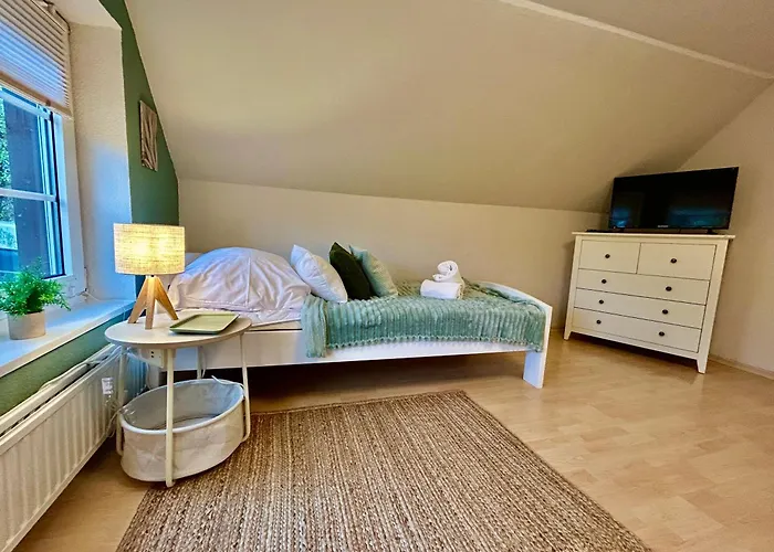 7 Schlafplaetze Parkplatz, 5 Schlafraeume, Wlan *